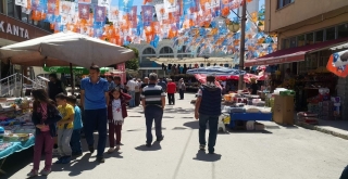 Keleste Bayram Coşkusu