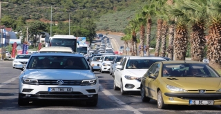 Kuşadasında Bayram Yoğunluğu Devam Ediyor