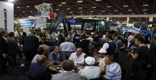 Antalya İş Ve İnşaat Makinaları Fuarına Doğru