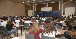 Geleceğin Liderleri Antalyada Bir Araya Geldi