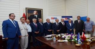 Bal Paketleme Ve Analiz Tesisleri Balmere Devredildi