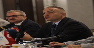 Bakan Ersoy: Hedefimiz Kişi Sayısı Değil, Turizm Gelirlerinin Gsmhdeki Payın Yüzde 4Ten 8E Çıkartılması
